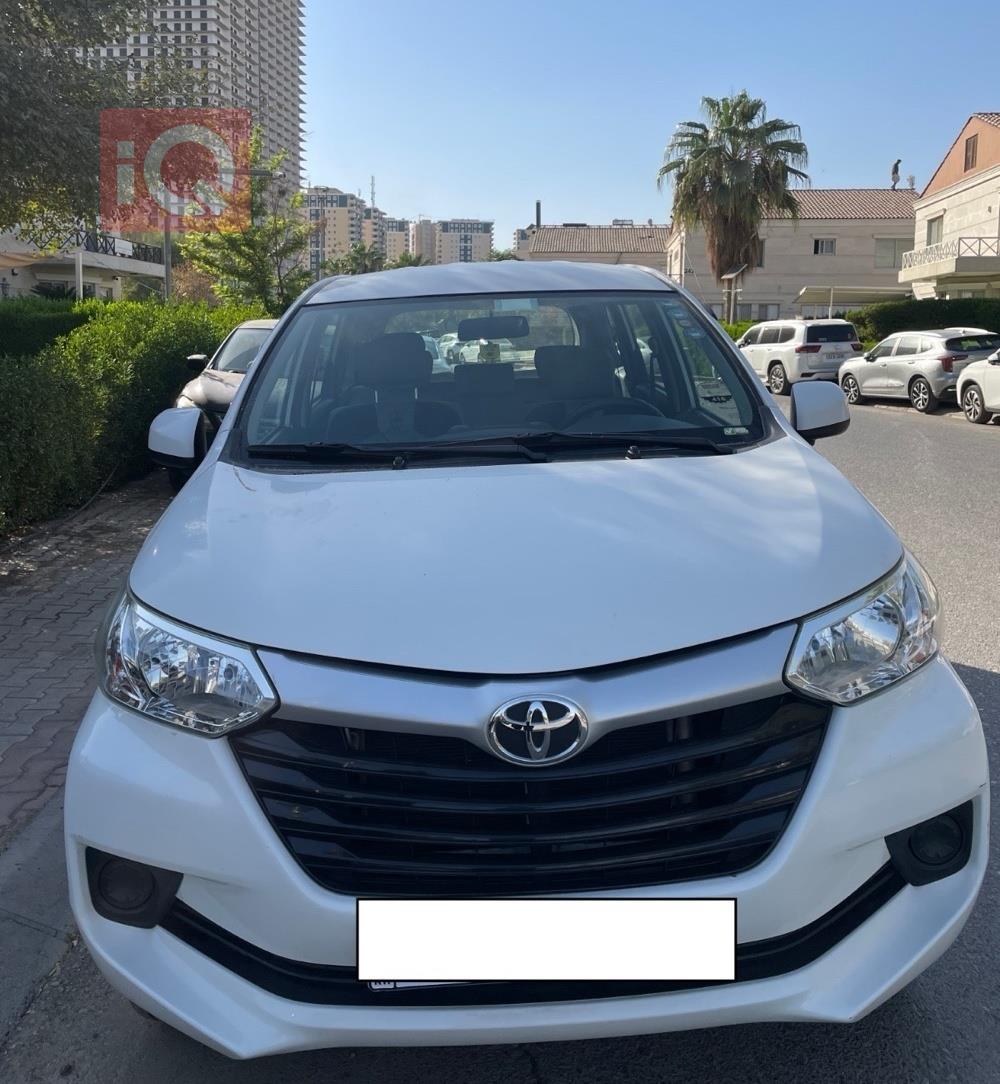 تويوتا افانزا